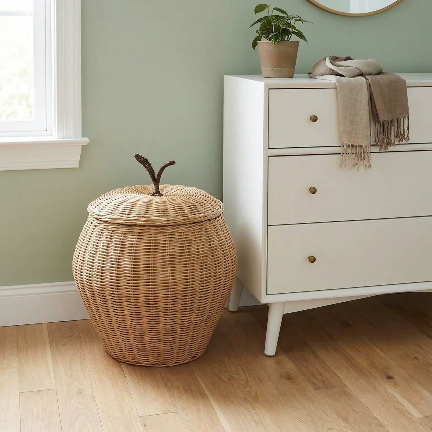 Apple-Shaped Rattan Storage Basket | Wholesale & OEM Rattan Supplier